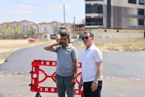 Kapaklı'da Sıcak Asfalt Mesaisi Sürüyor